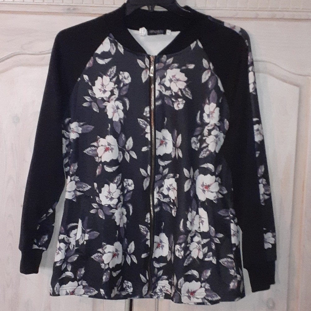 Lightweight Black Floral bomber jacket SZ 2X
